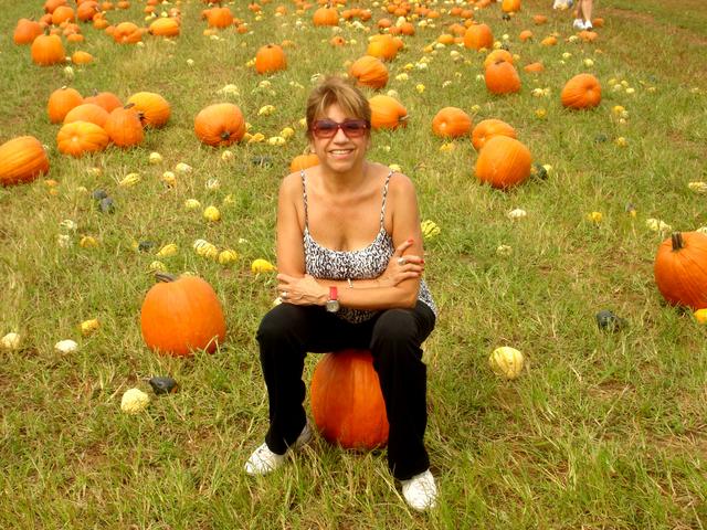 apple picking sept 2011 039